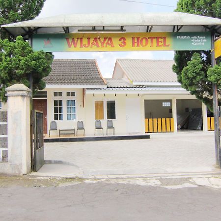 Hotel Wijaya 3 卡里乌昂 外观 照片